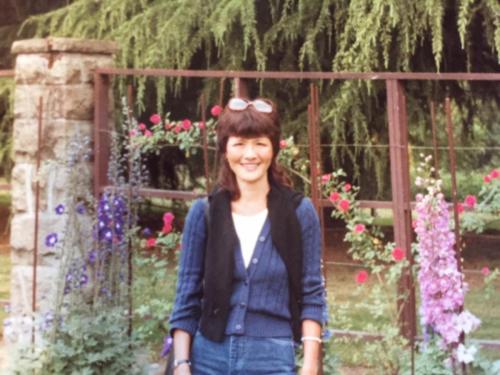 kwan-sunglasses-garden